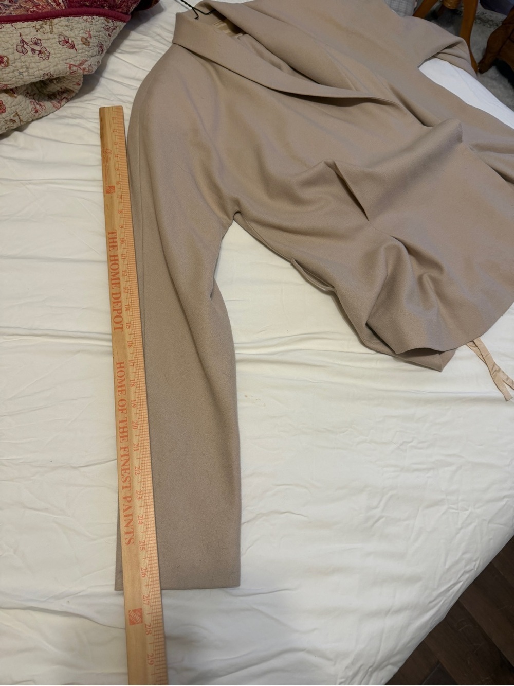 Custom made ladies 90s beige wool suit. Vintage - Picture 14 of 15